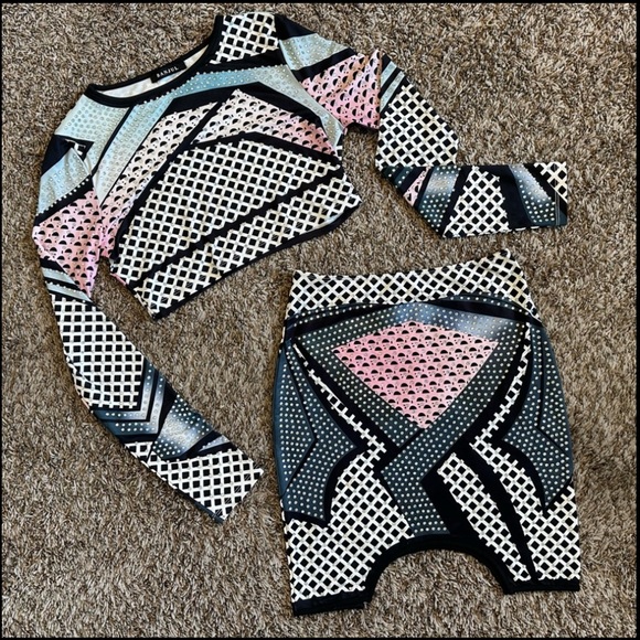 ✨BUNDLE✨Iridescent Mini Dress and Banjul Crystal Two Piece Set - Picture 3 of 13